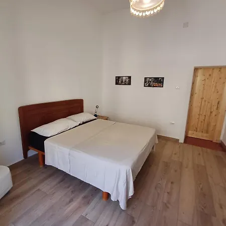 Arturo's Place Apartament Neapol